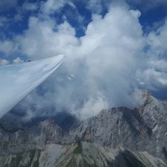 Flugwegposition um 12:17:42: Aufgenommen in der Nähe von Gemeinde Leutasch, Österreich in 2764 Meter
